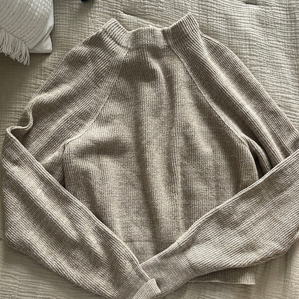 Free people sweater